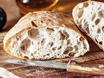 Pâine artizanală cu maia Pâine artizanală cu maia